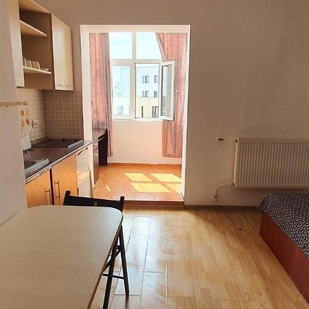 Апартаменты City Center Majestic Studio Бухарест Экстерьер фото